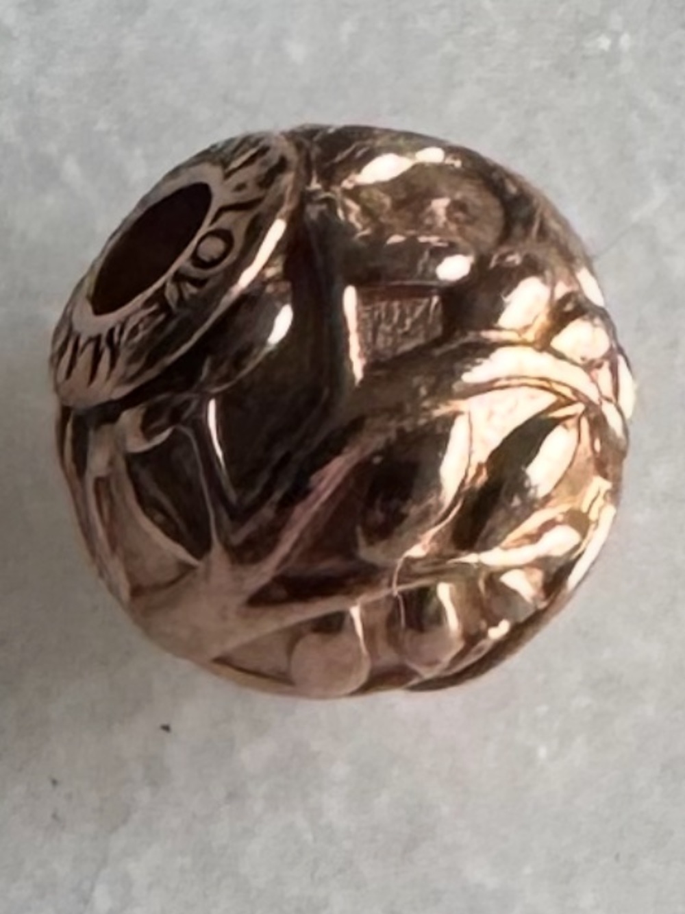 Authentic Pandora Rose ESSENCE “Love Makes a Family” Charm, style #787278.